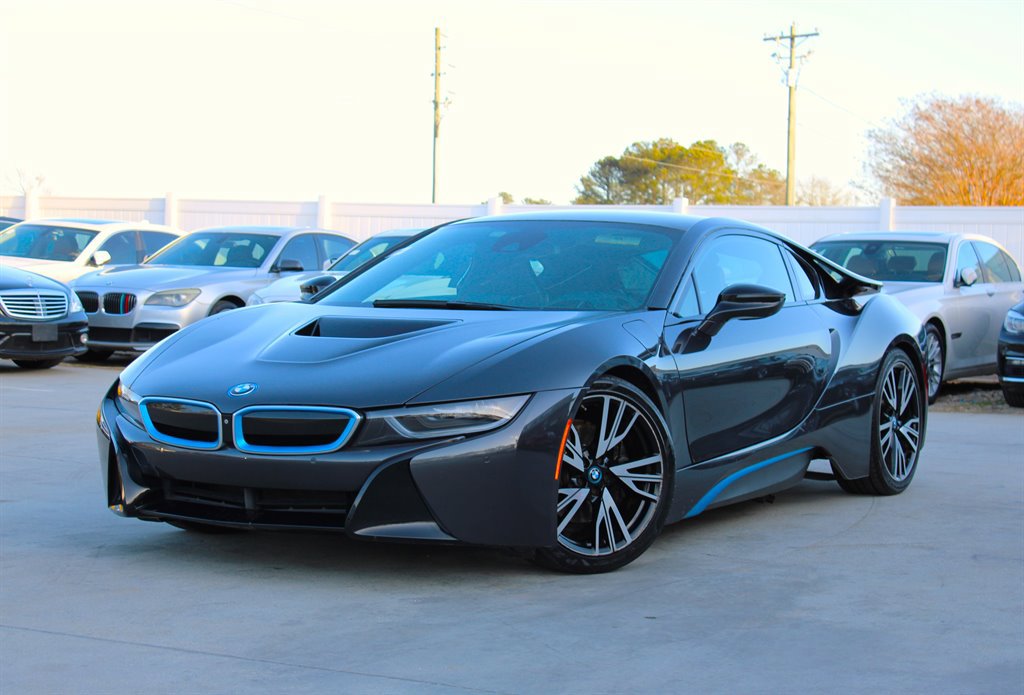 Used 2015 BMW i8 image 2