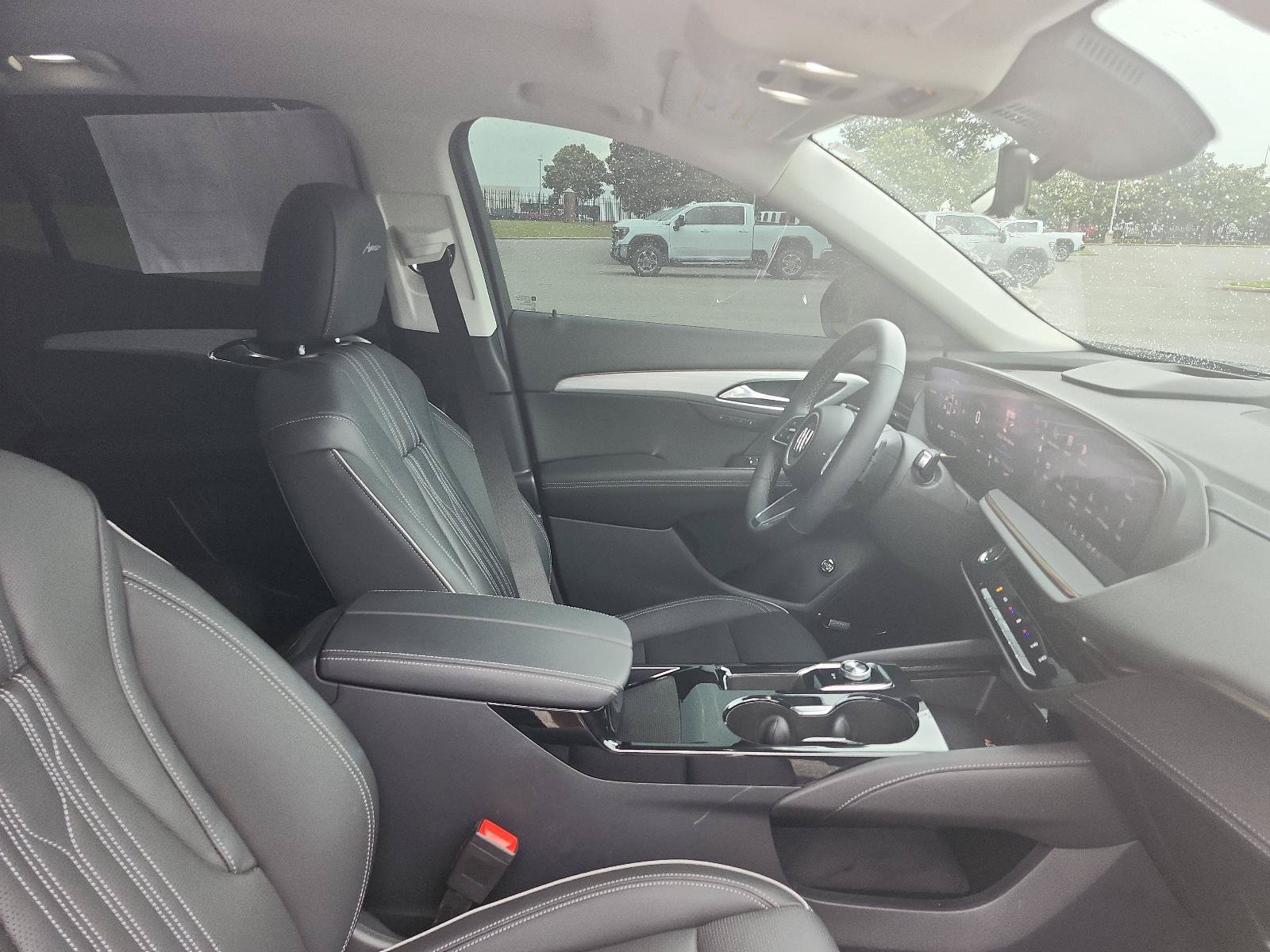Certified 2025 Buick Envision Avenir AWD/4WD image 7