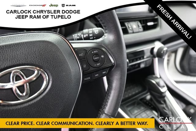 Used 2019 Toyota RAV4 XLE Premium w/ Cold Weather Package FWD image 21