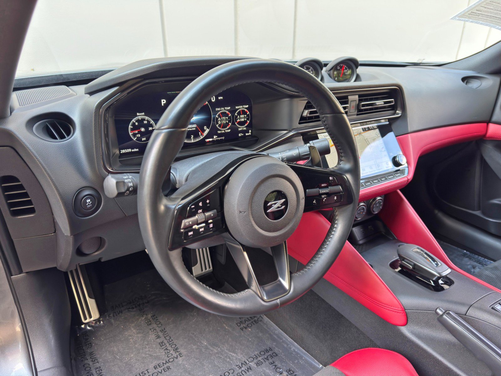 Used 2025 Nissan Z Performance w/ Floor Mat Package RWD image 13