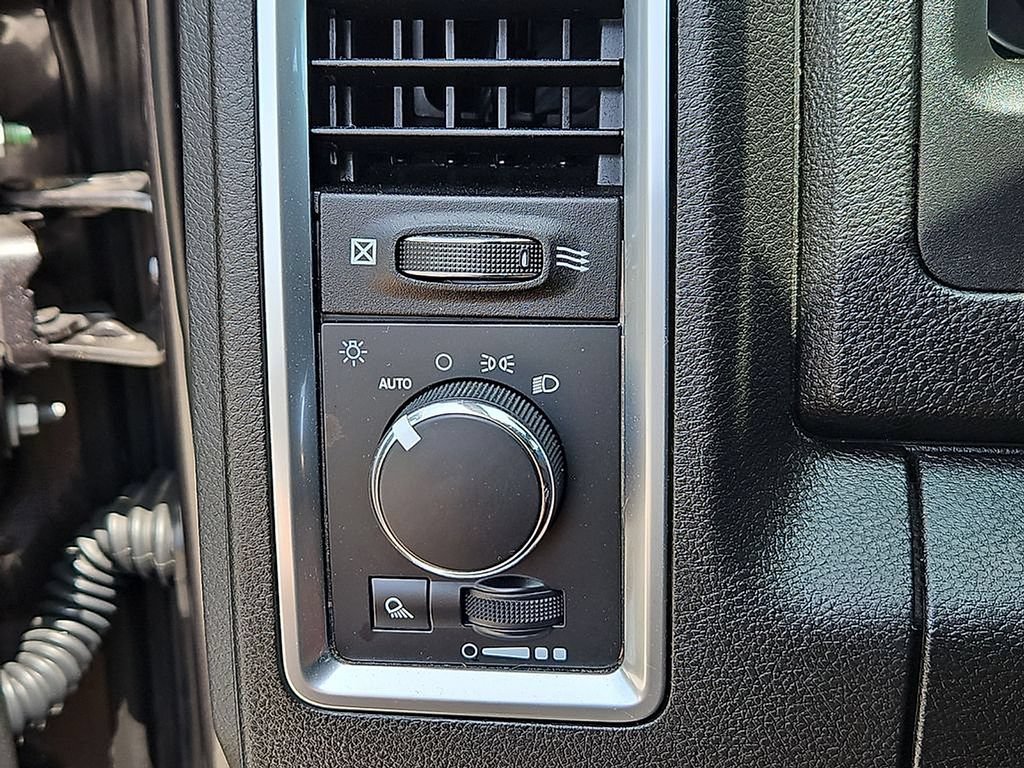 Used 2023 RAM 1500 Classic SLT w/ Trailer & Traction Group AWD/4WD image 24