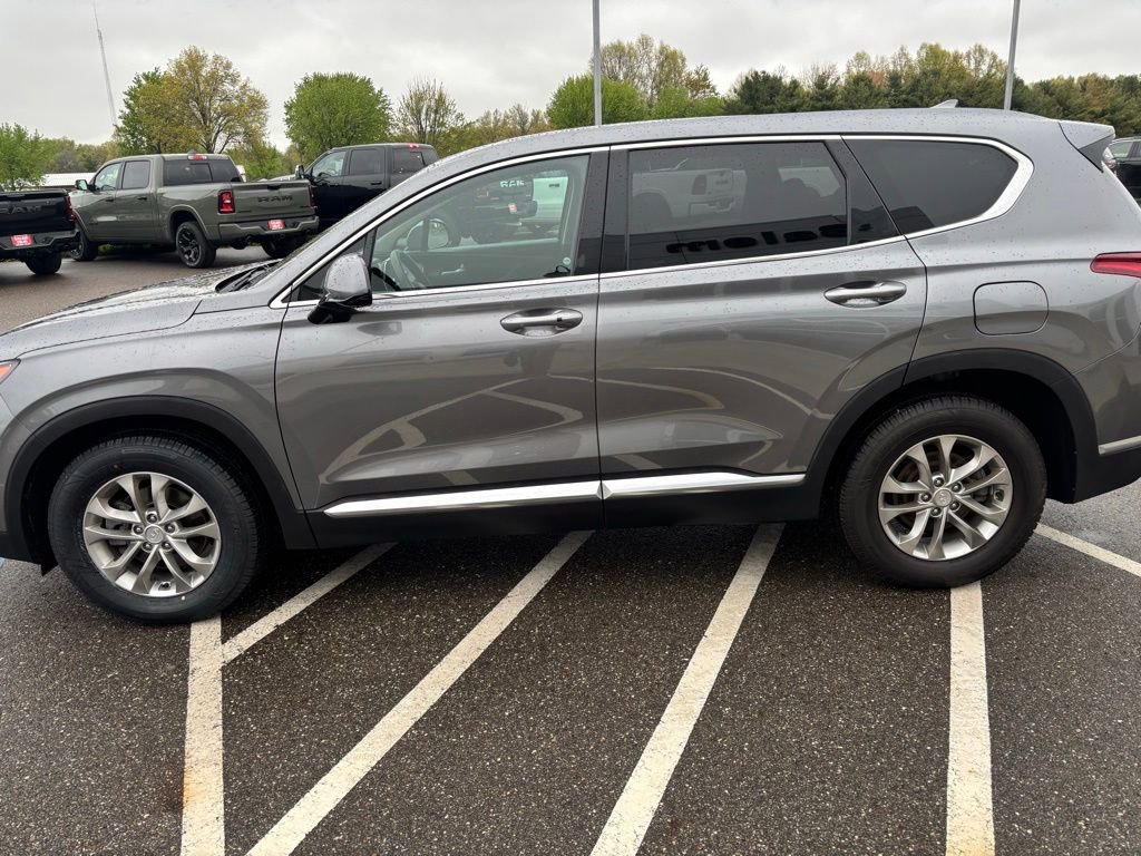 Used 2019 Hyundai Santa Fe SEL AWD/4WD image 6