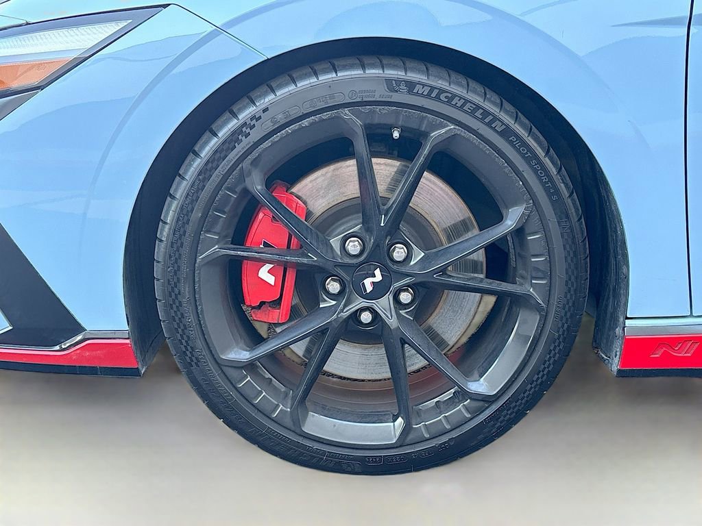 Used 2025 Hyundai Elantra N FWD image 31