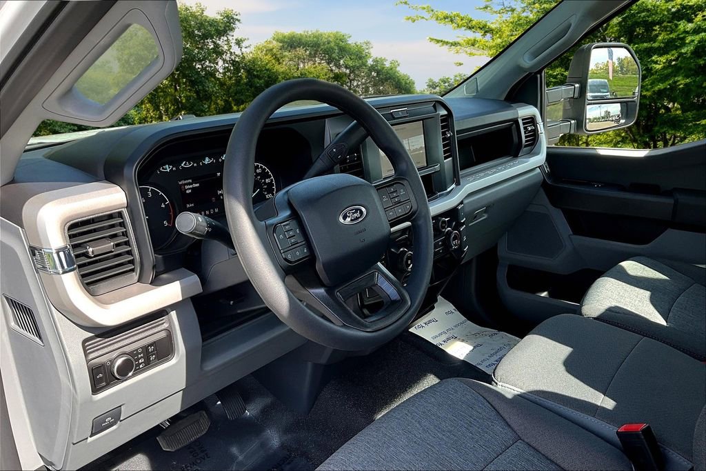 New 2026 Ford F250 XL image 6