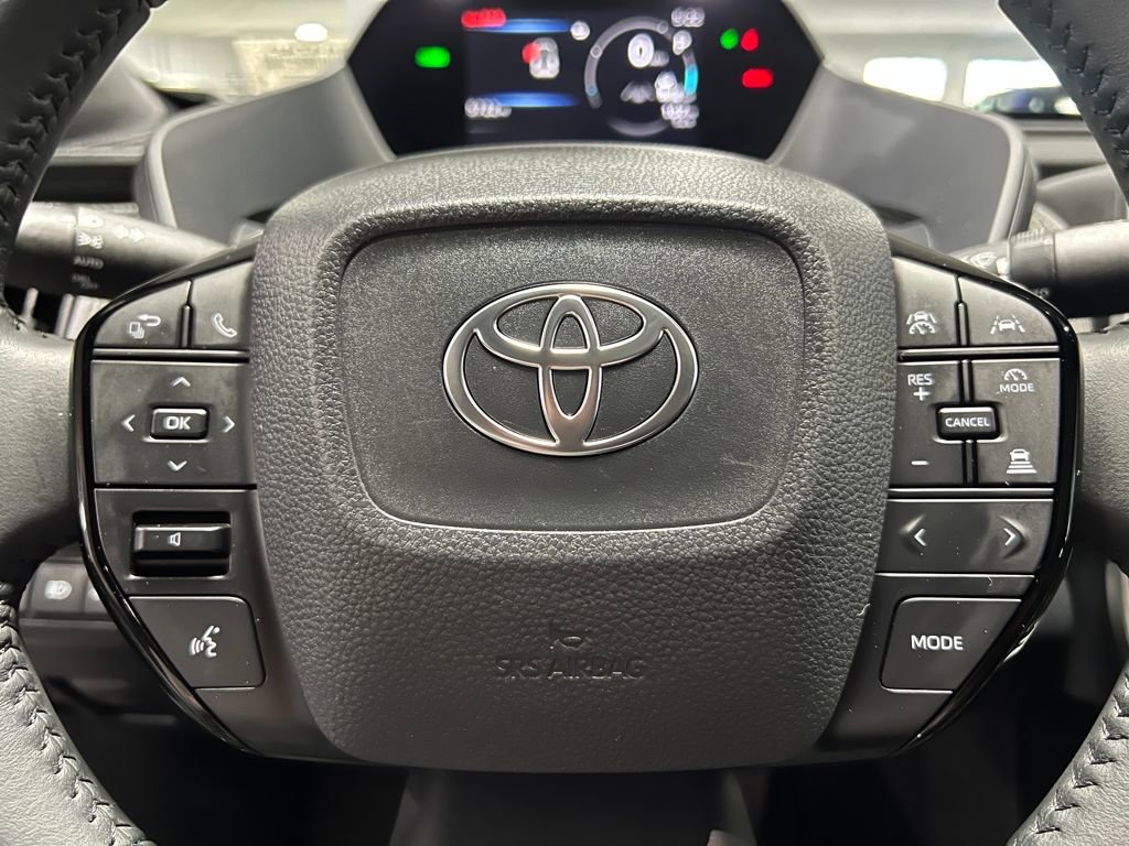 Certified 2025 Toyota bZ4X FWD image 37