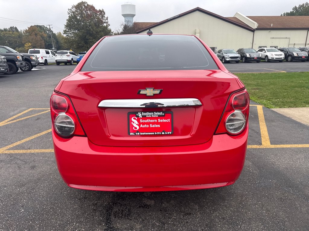 Used 2015 Chevrolet Sonic LT FWD image 7