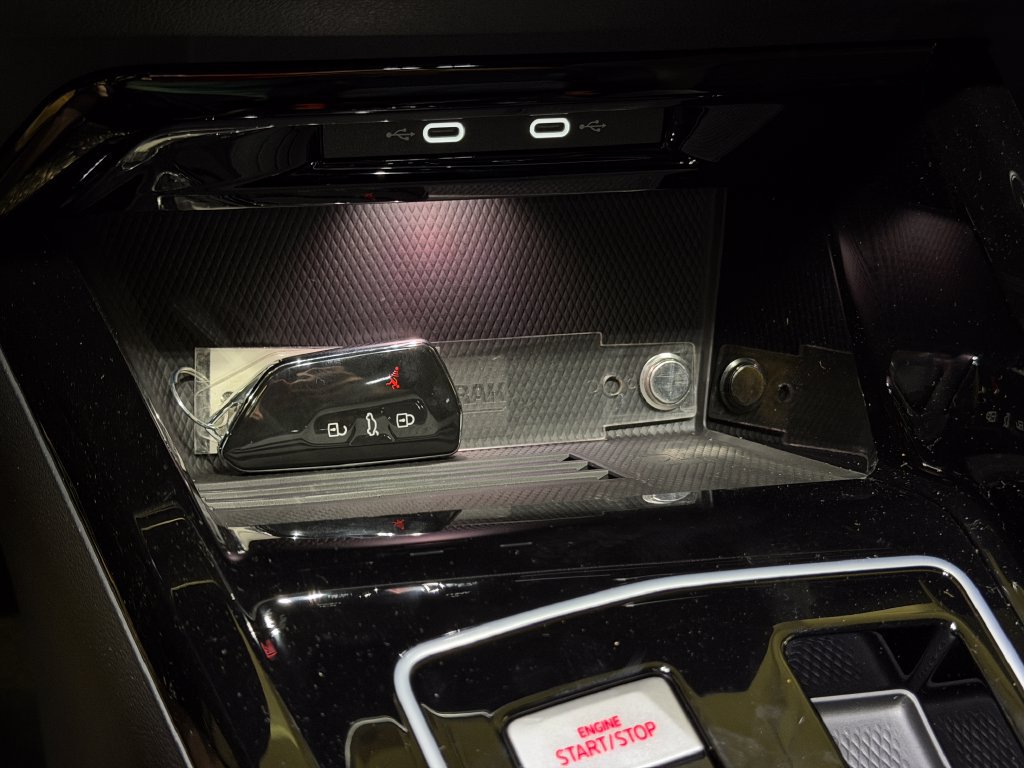 New 2026 Volkswagen GTI SE FWD image 20