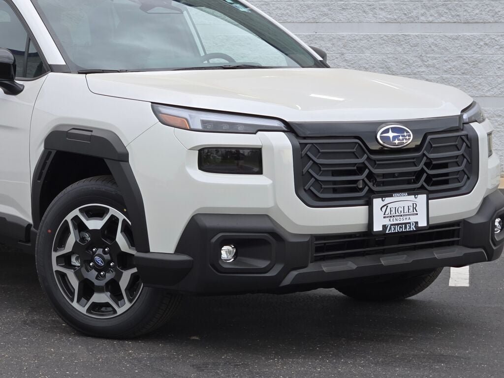 New 2026 Subaru Outback Touring AWD/4WD image 2