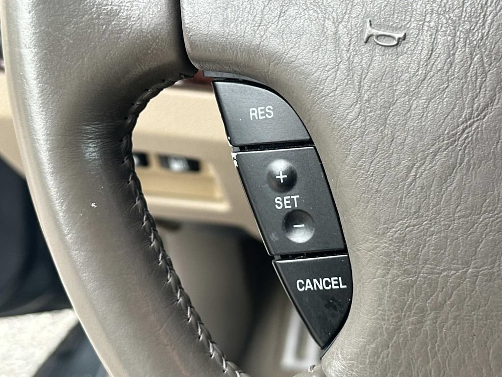 Used 2000 Lincoln LS RWD image 25