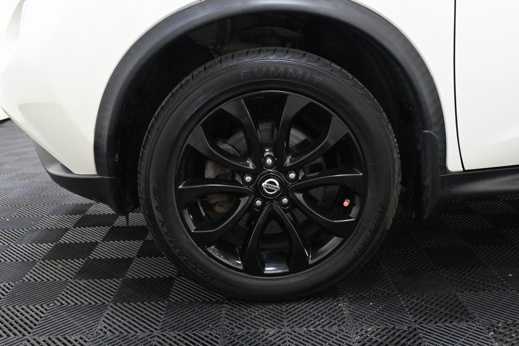 Used 2017 Nissan Juke SV image 32
