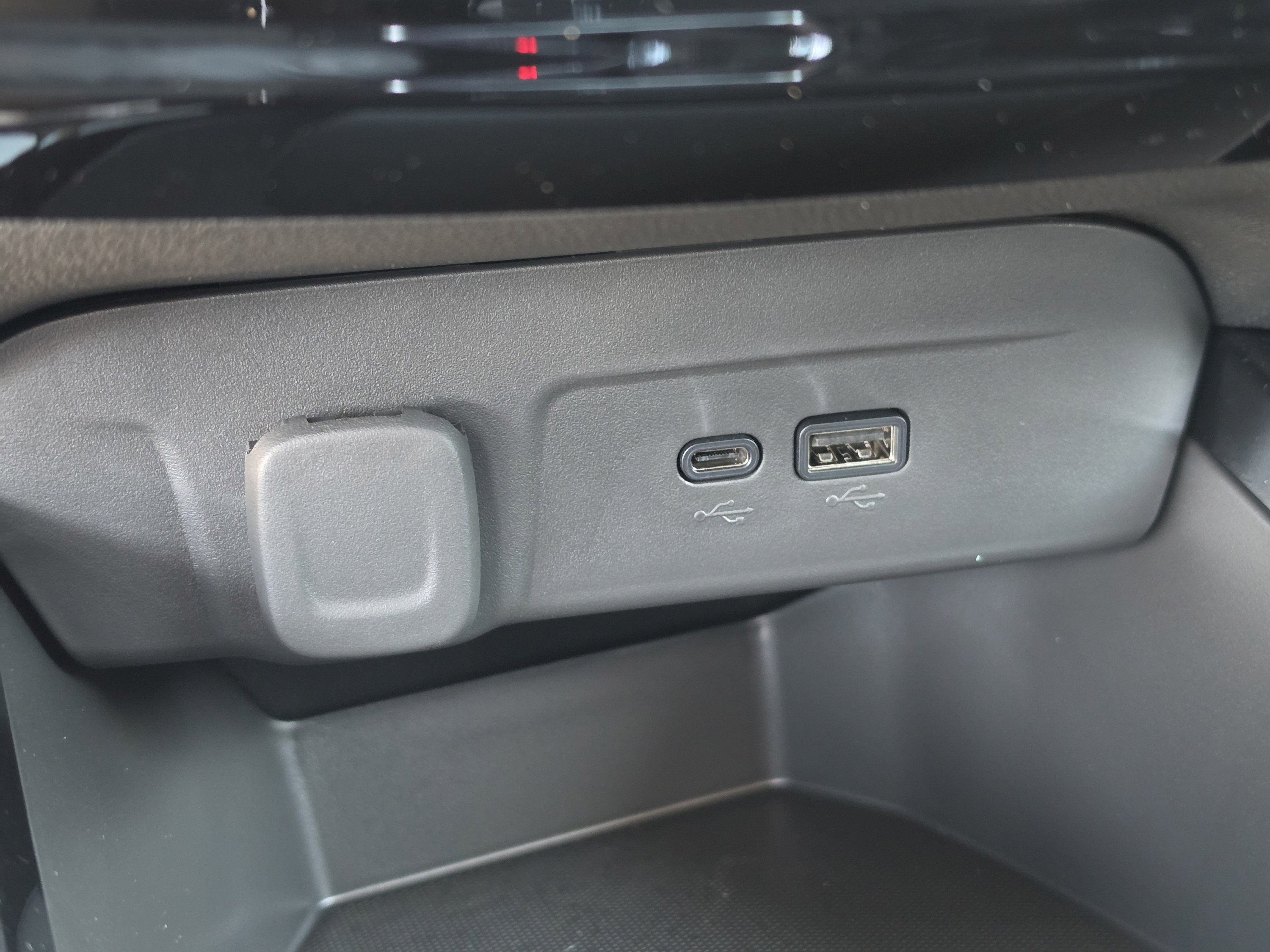 New 2026 Chevrolet Trax LT w/ Driver Confidence Package FWD image 28