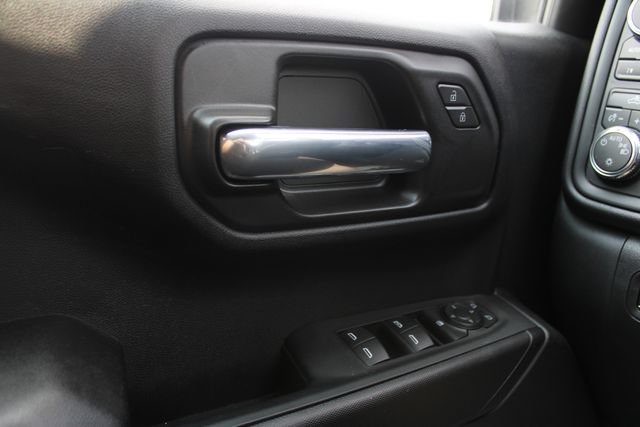 Used 2023 GMC Sierra 1500 Pro w/ Pro Value Package AWD/4WD image 9