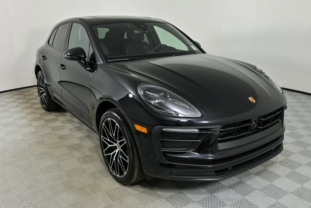 New 2026 Porsche Macan image 26