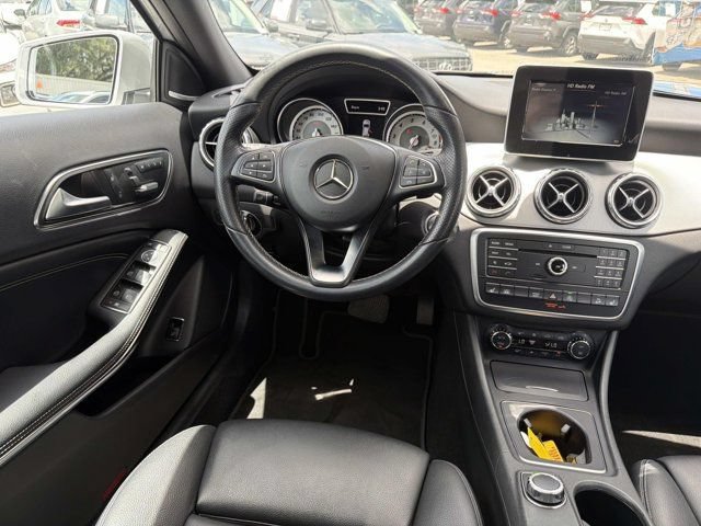 Used 2017 Mercedes-Benz GLA 250 4MATIC image 21
