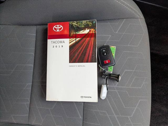 Used 2019 Toyota Tacoma TRD Off-Road image 22