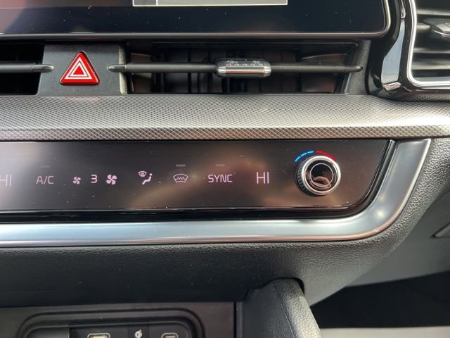 Certified 2023 Kia Sportage SX image 24