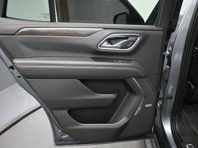 Used 2021 GMC Yukon AT4 w/ Technology Package image 15