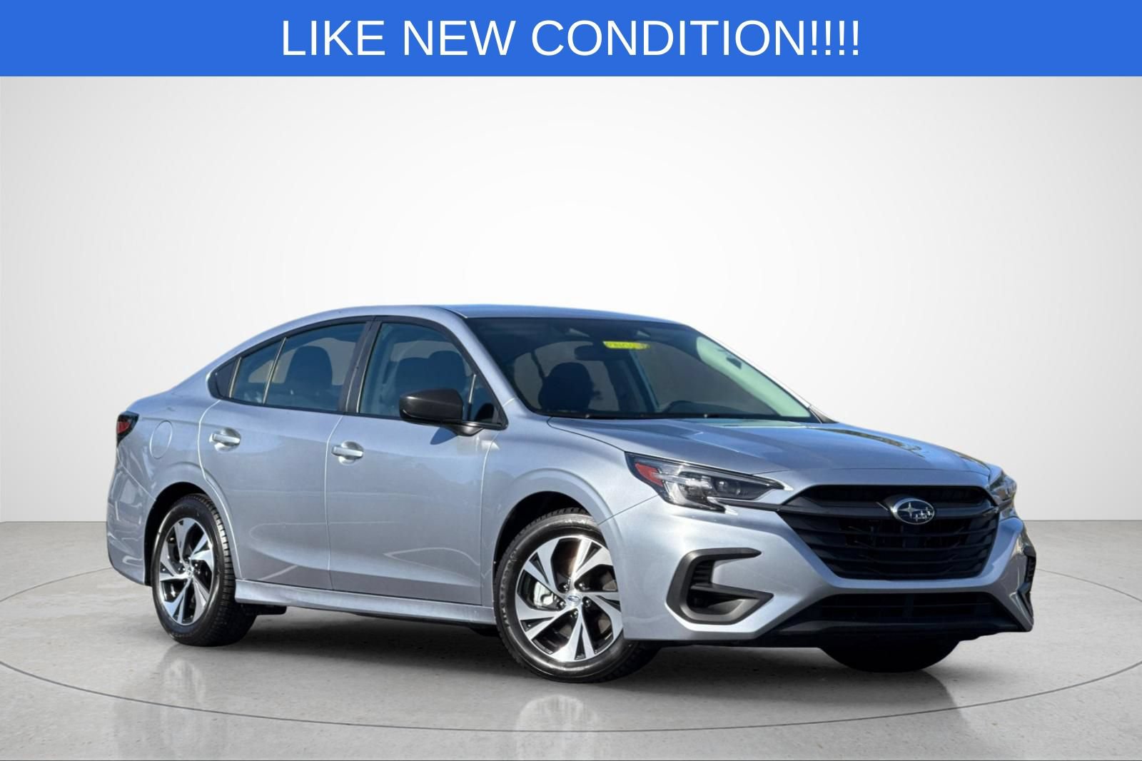 Used 2024 Subaru Legacy AWD/4WD image 2