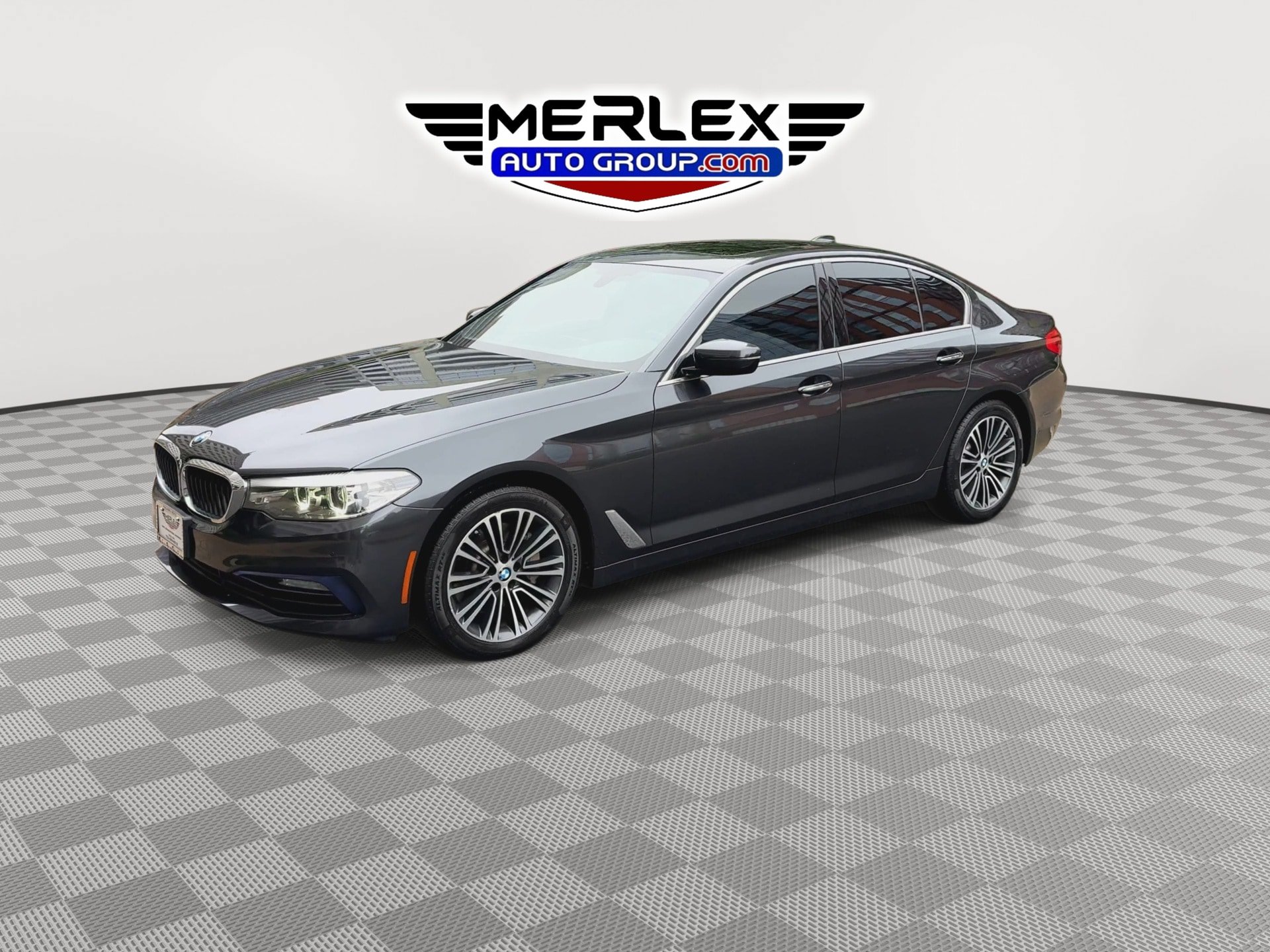 Used 2018 BMW 530i xDrive w/ Premium Package AWD/4WD image 4