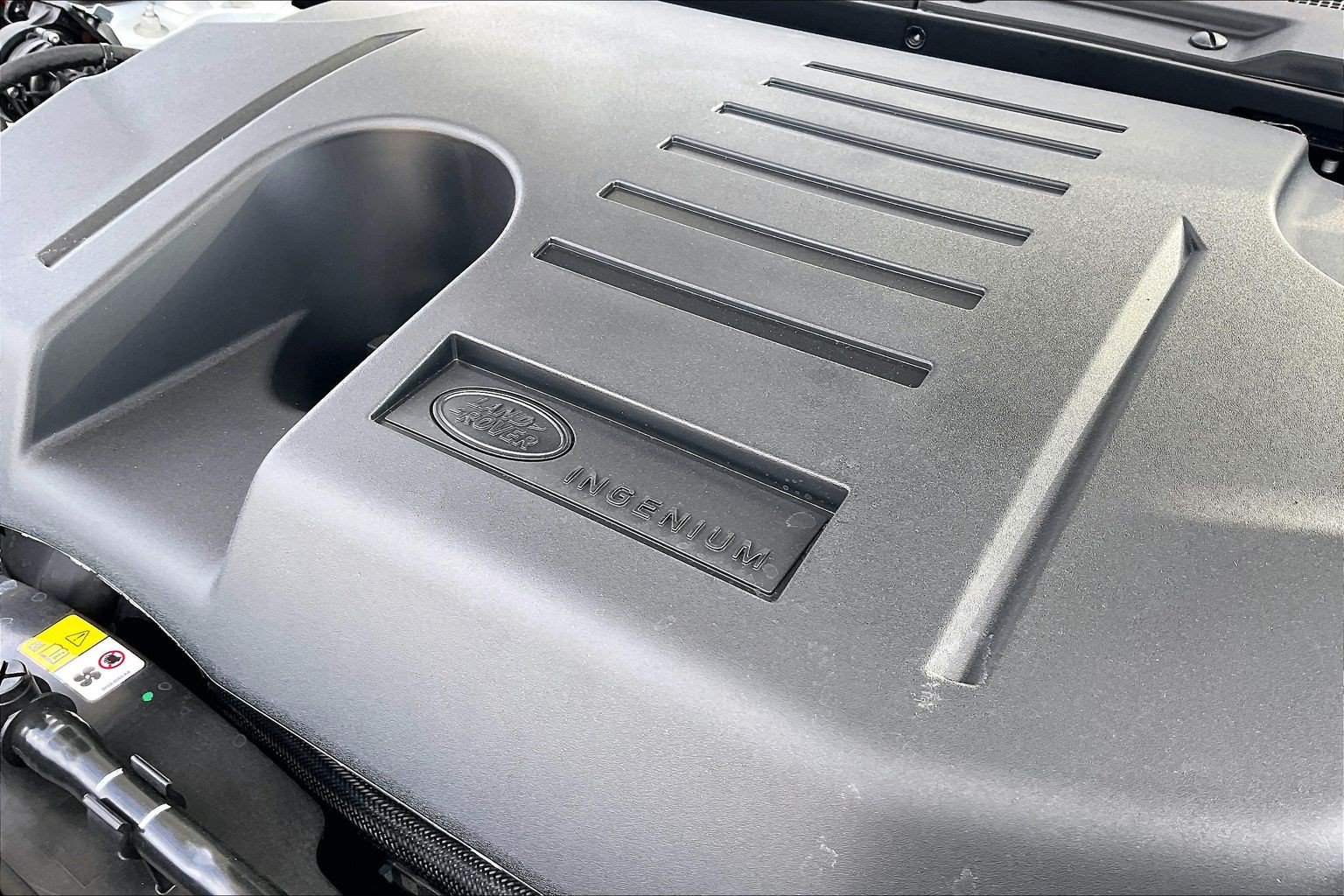New 2026 Land Rover Defender 110 X-Dynamic SE AWD/4WD image 19