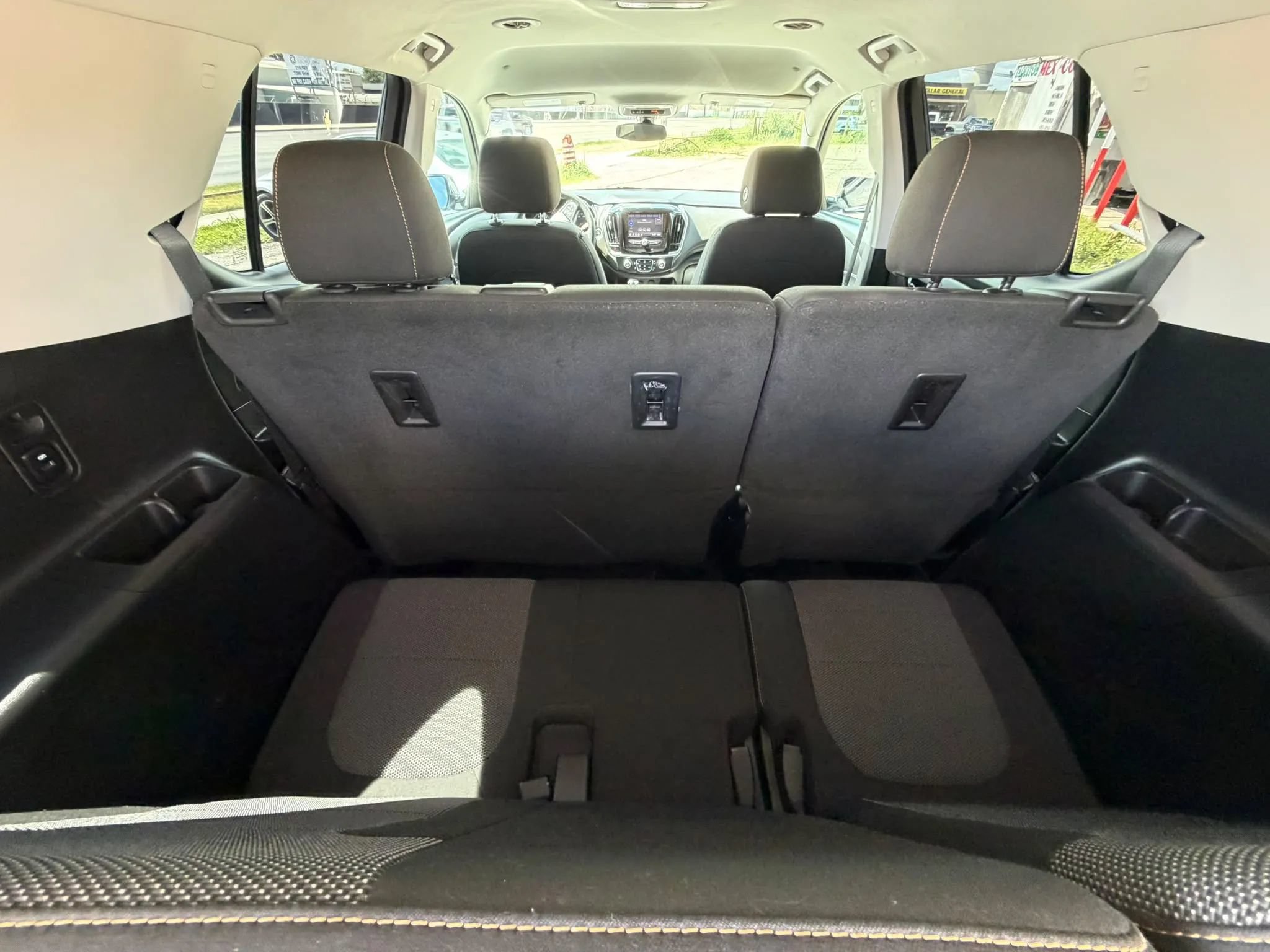 Used 2020 Chevrolet Traverse LS FWD image 6