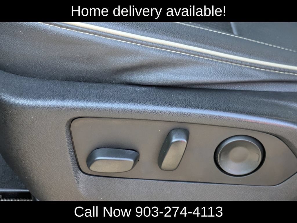 Used 2023 Chevrolet Suburban Premier RWD image 30