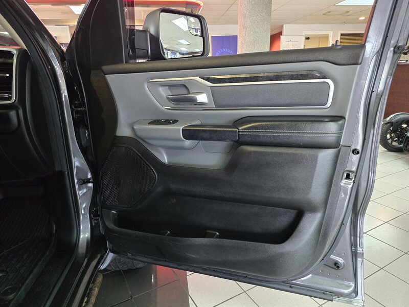 Used 2019 RAM 1500 Big Horn AWD/4WD image 12