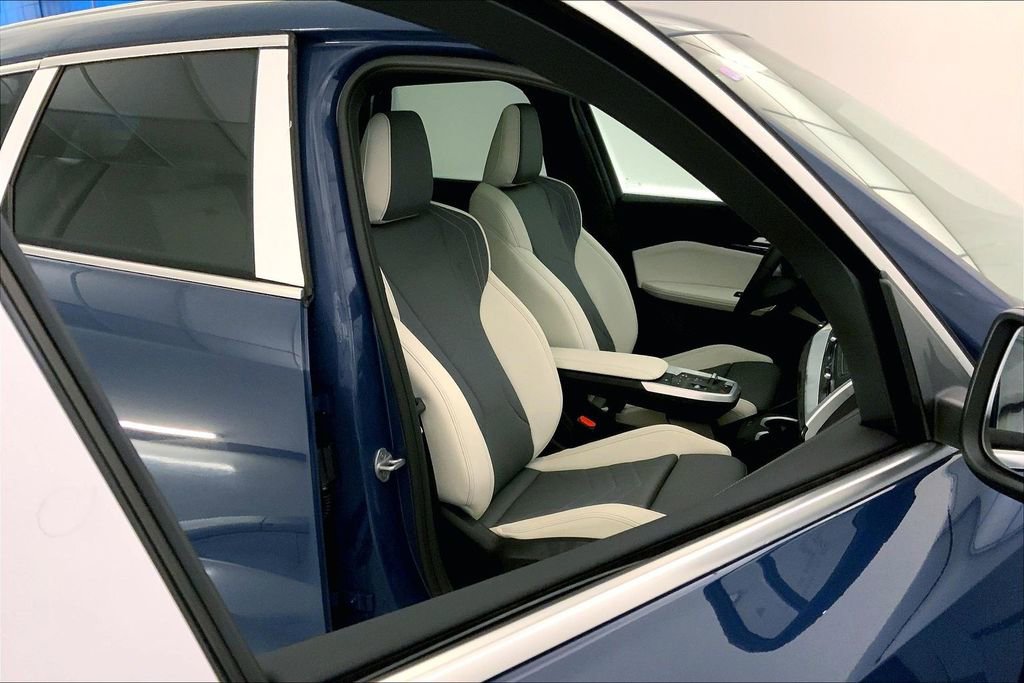 New 2026 BMW X1 xDrive28i w/ Technology Package image 7