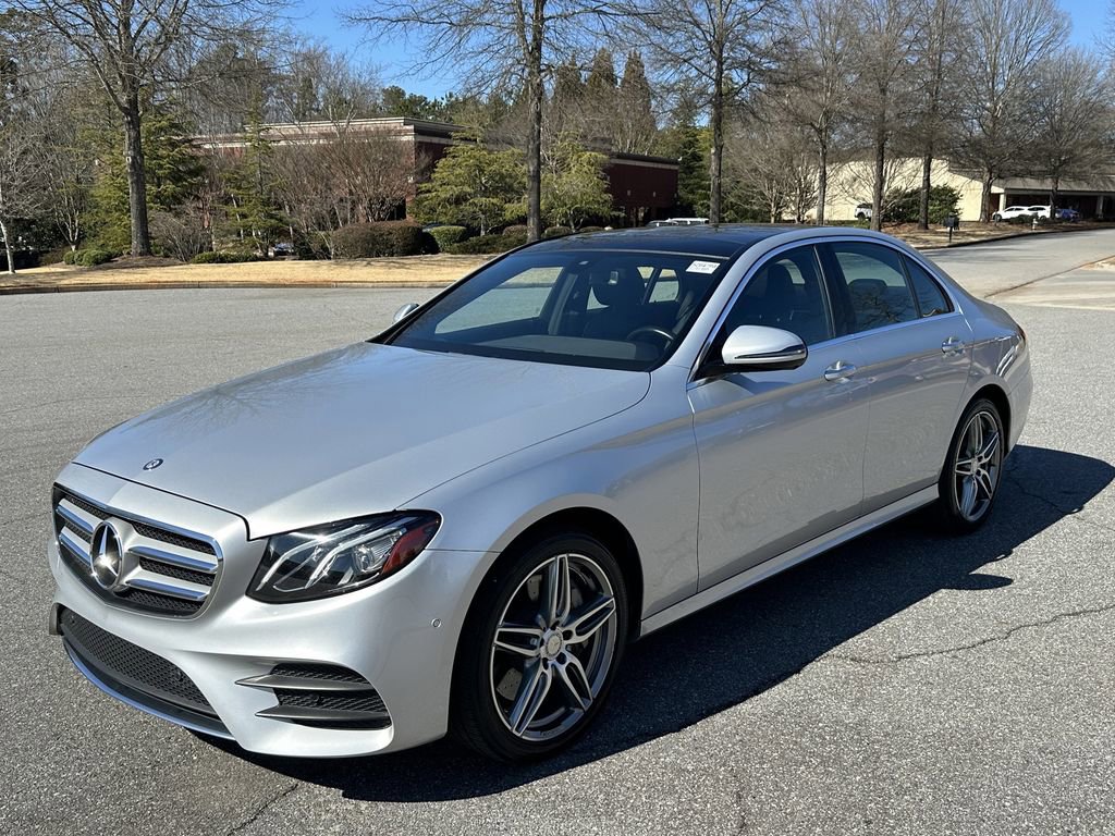 Used 2017 Mercedes-Benz E 300 image 4