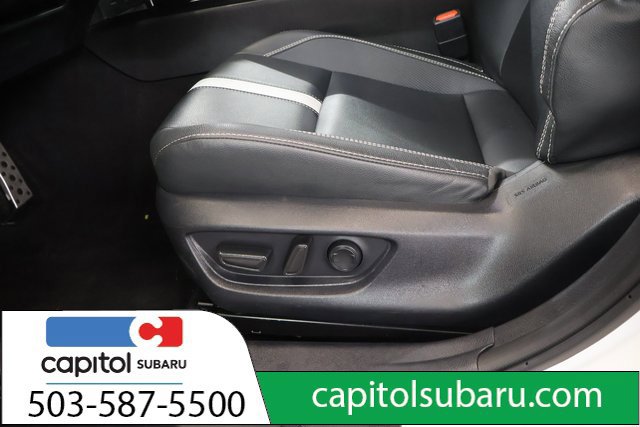 Used 2025 Toyota Camry SE FWD image 12