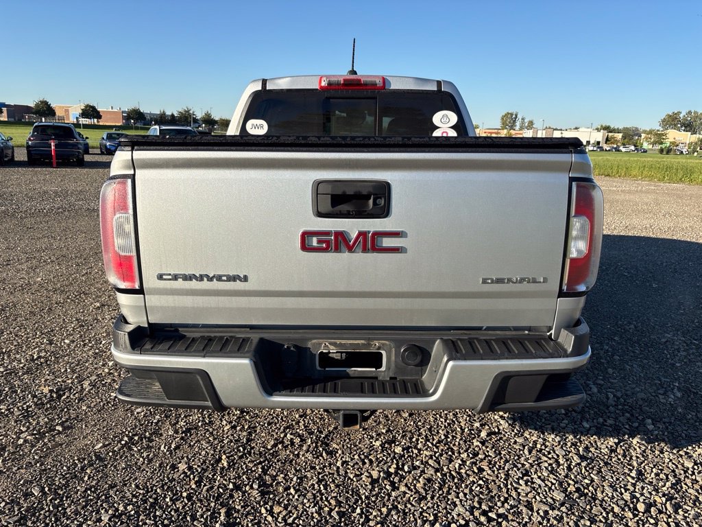 Used 2017 GMC Canyon Denali AWD/4WD image 8