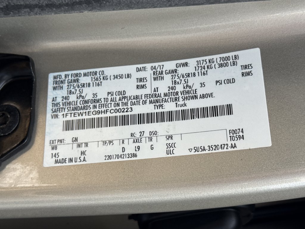 Used 2017 Ford F150 Lariat w/ Equipment Group 502A Luxury AWD/4WD image 26