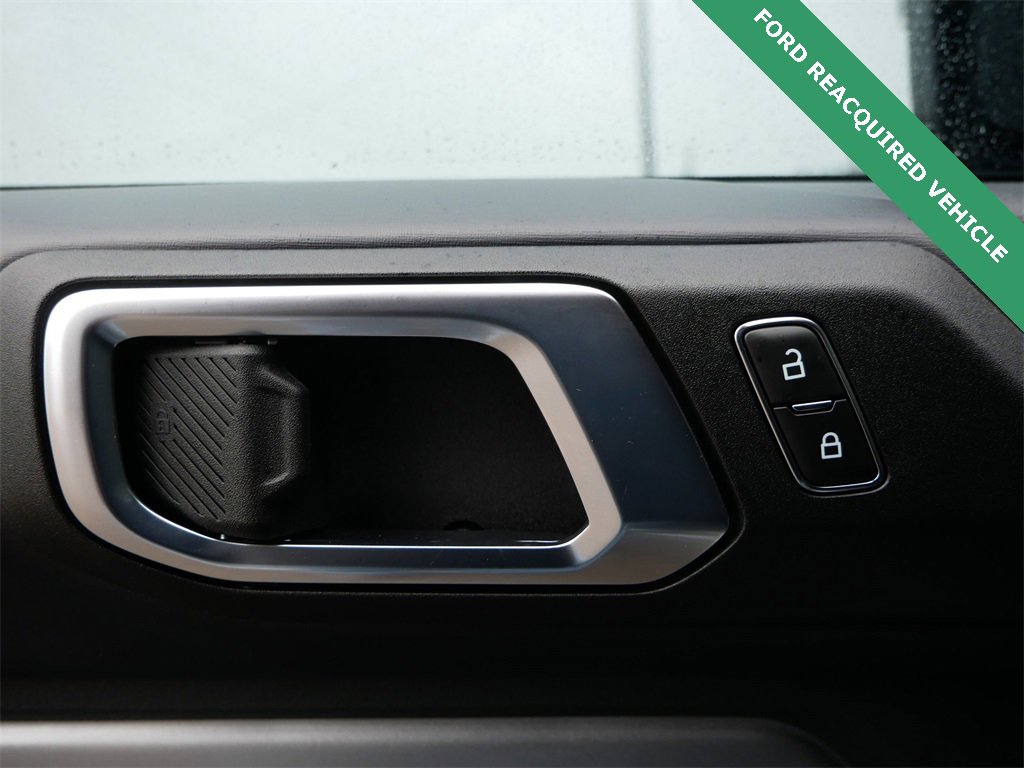 Used 2024 Ford Bronco Badlands image 15