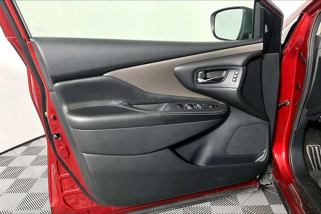 Used 2019 Nissan Murano SL w/ SL Technology Package FWD image 23