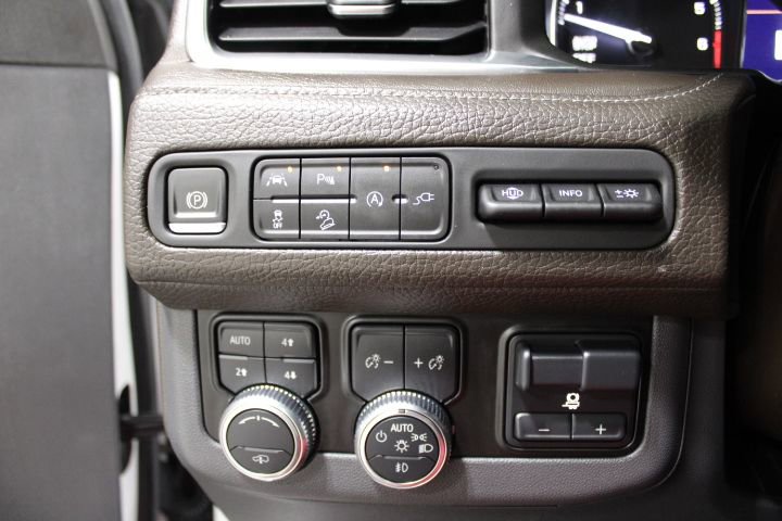 Used 2021 GMC Yukon XL Denali w/ Denali Ultimate Package image 39