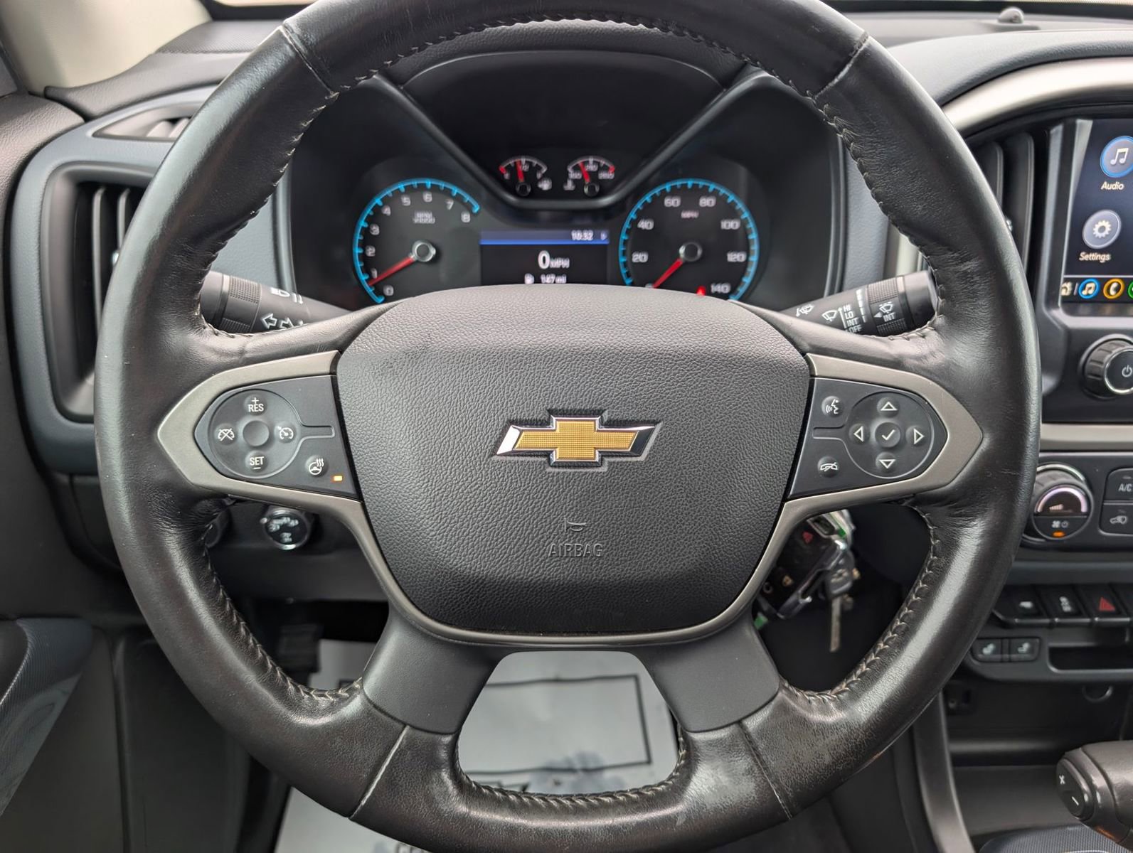Used 2020 Chevrolet Colorado Z71 image 12
