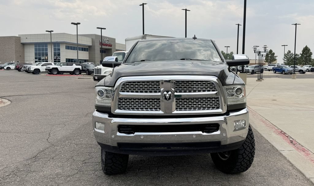 Used 2017 RAM 2500 Laramie w/ Convenience Group AWD/4WD image 3