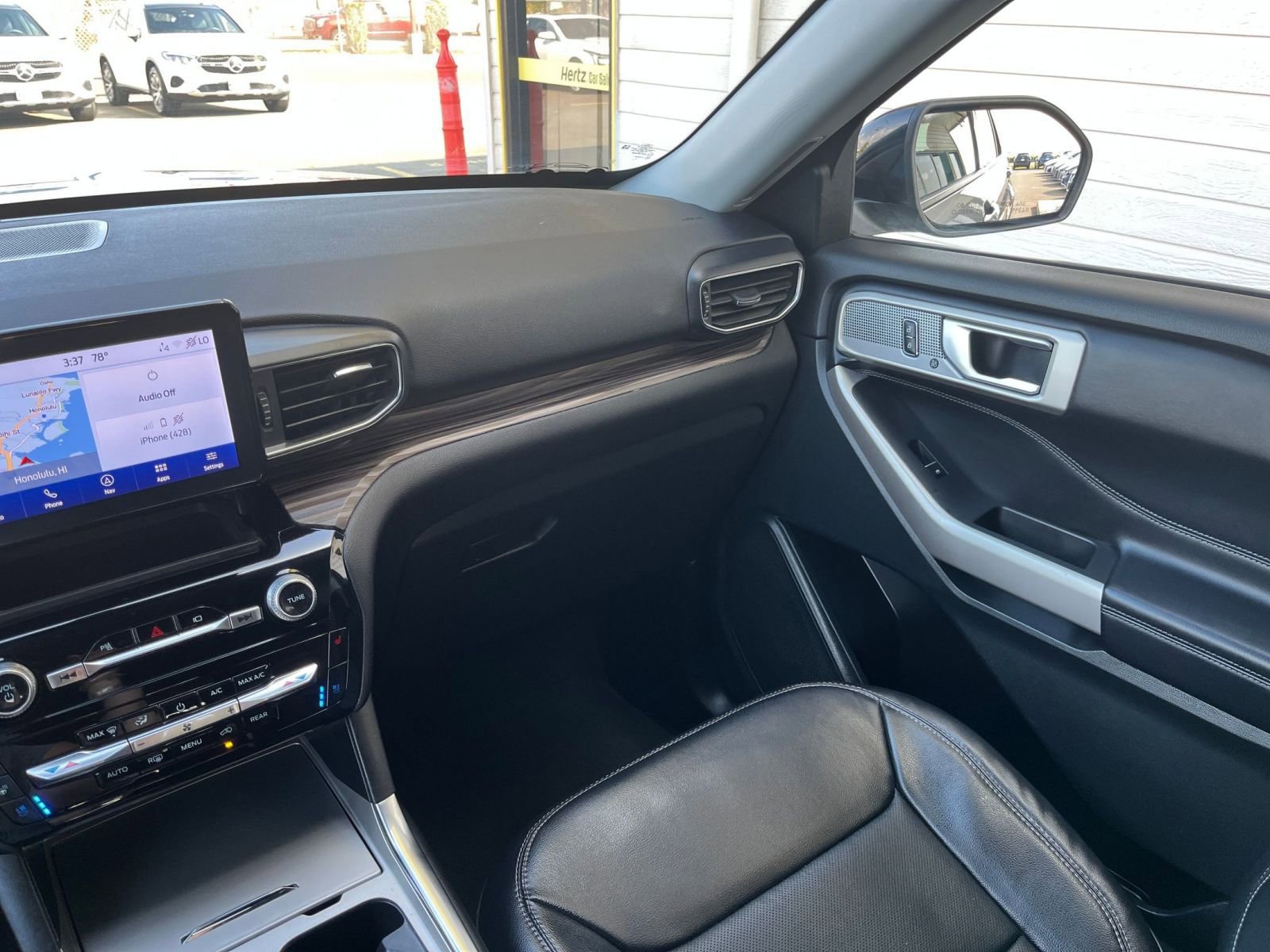 Used 2023 Ford Explorer Limited image 39