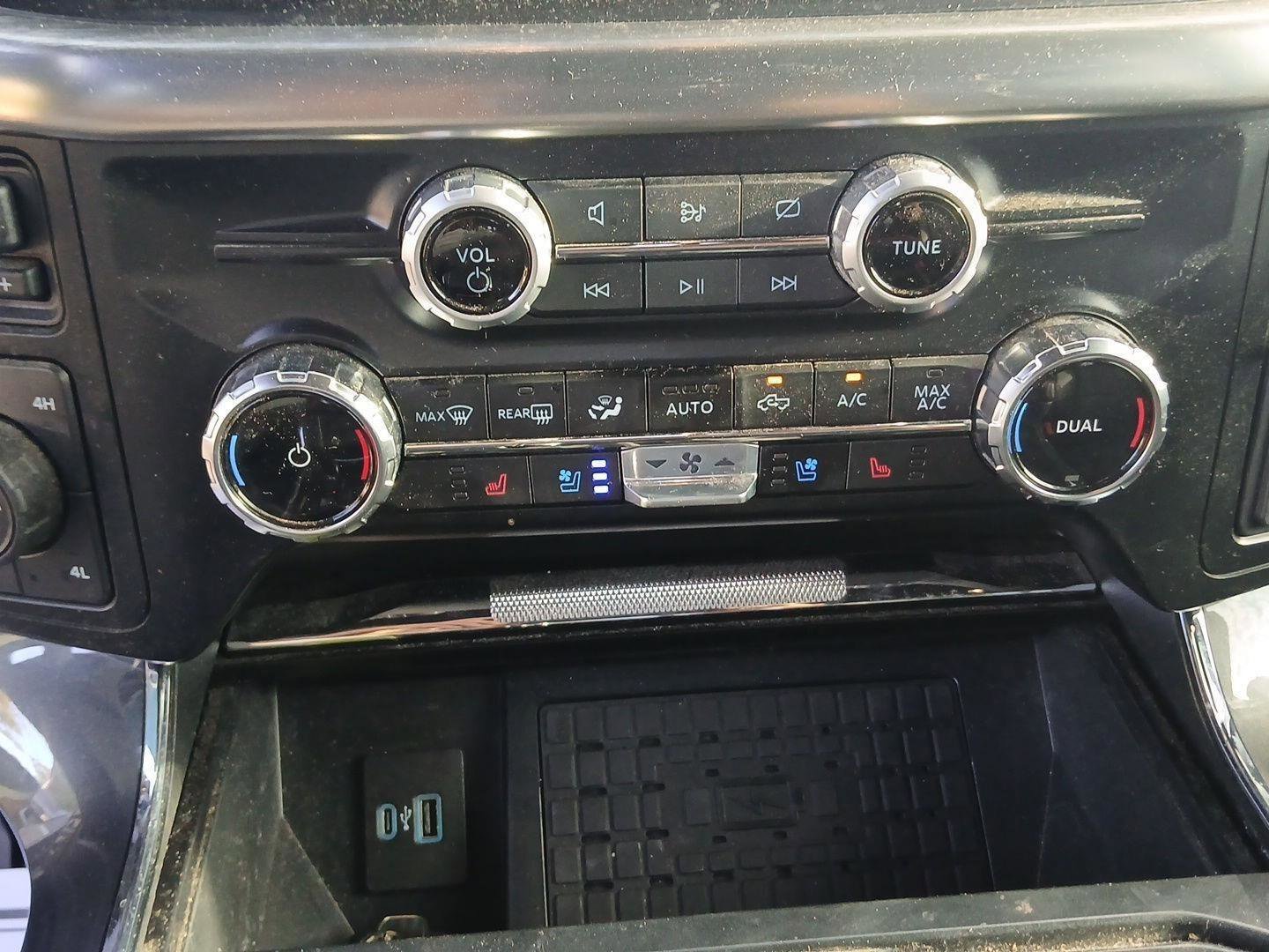 Used 2023 Ford F150 Lariat w/ Equipment Group 502A High image 13