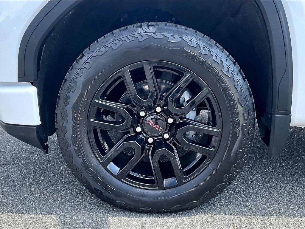 Used 2024 GMC Sierra 1500 Elevation AWD/4WD image 7