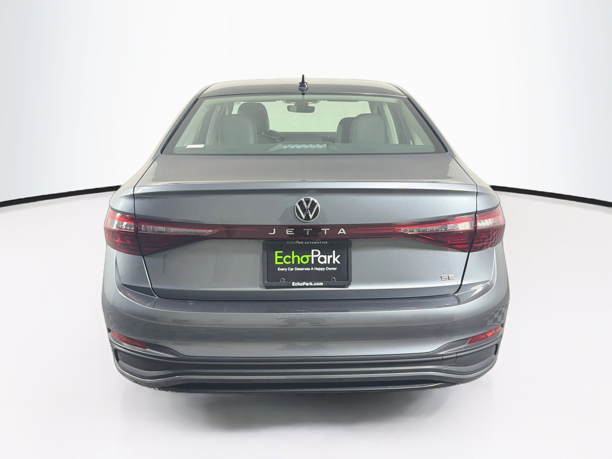 Used 2025 Volkswagen Jetta SE FWD image 7