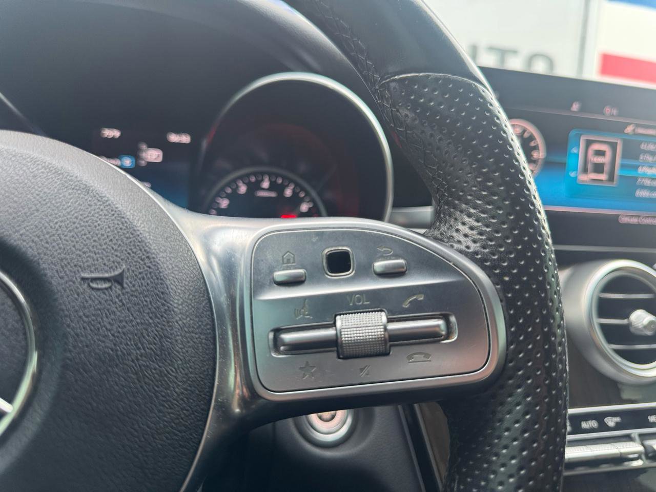 Used 2019 Mercedes-Benz C 300 Sedan image 56