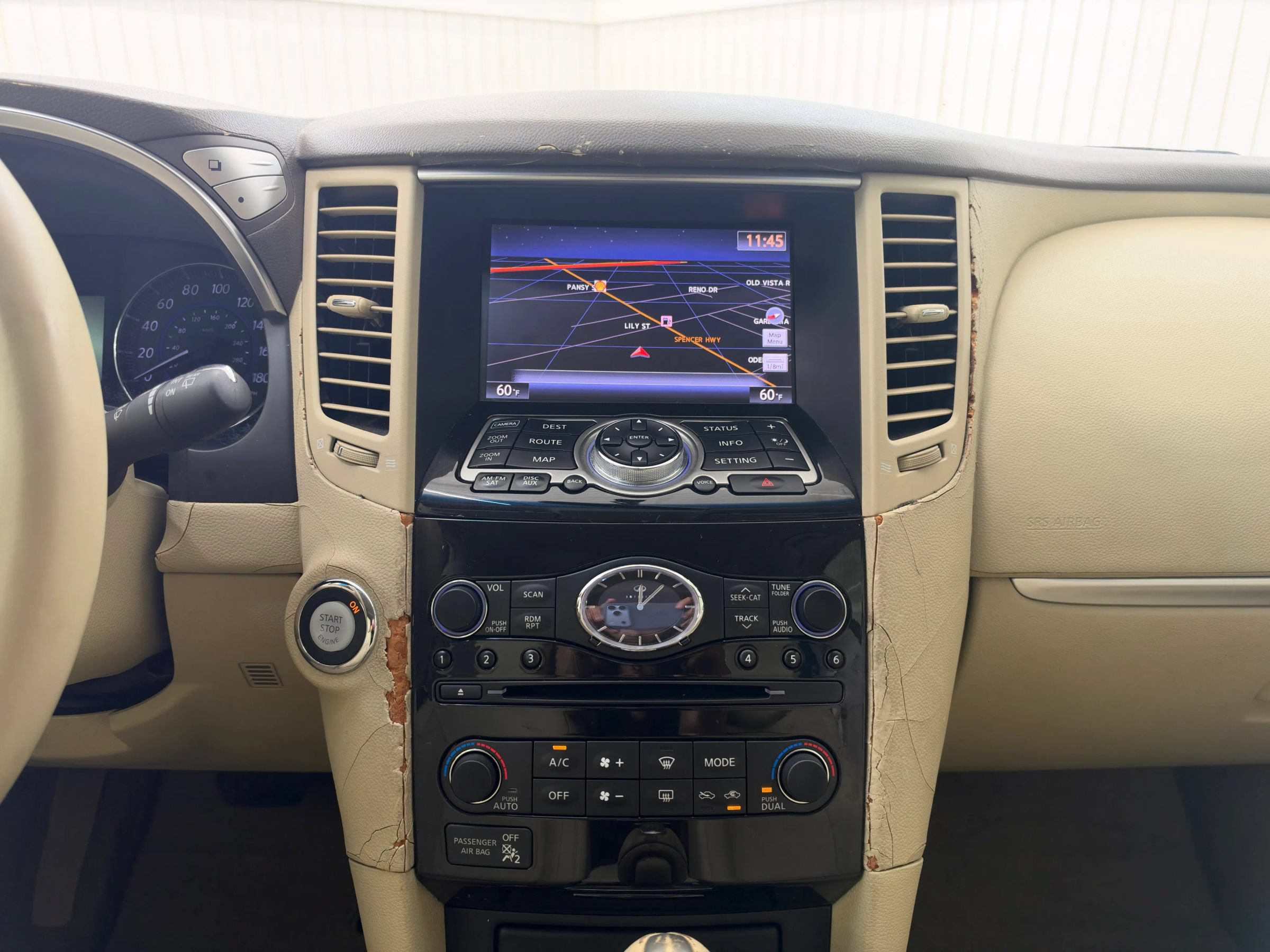 Used 2012 INFINITI FX35 2WD w/ Premium Pkg image 18