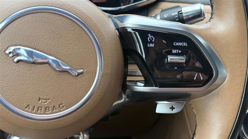 Used 2022 Jaguar F-PACE S AWD/4WD image 29
