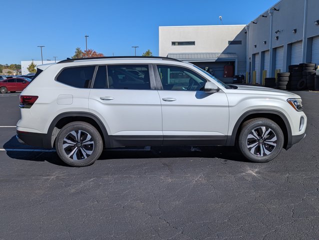 New 2026 Volkswagen Atlas SE FWD image 4
