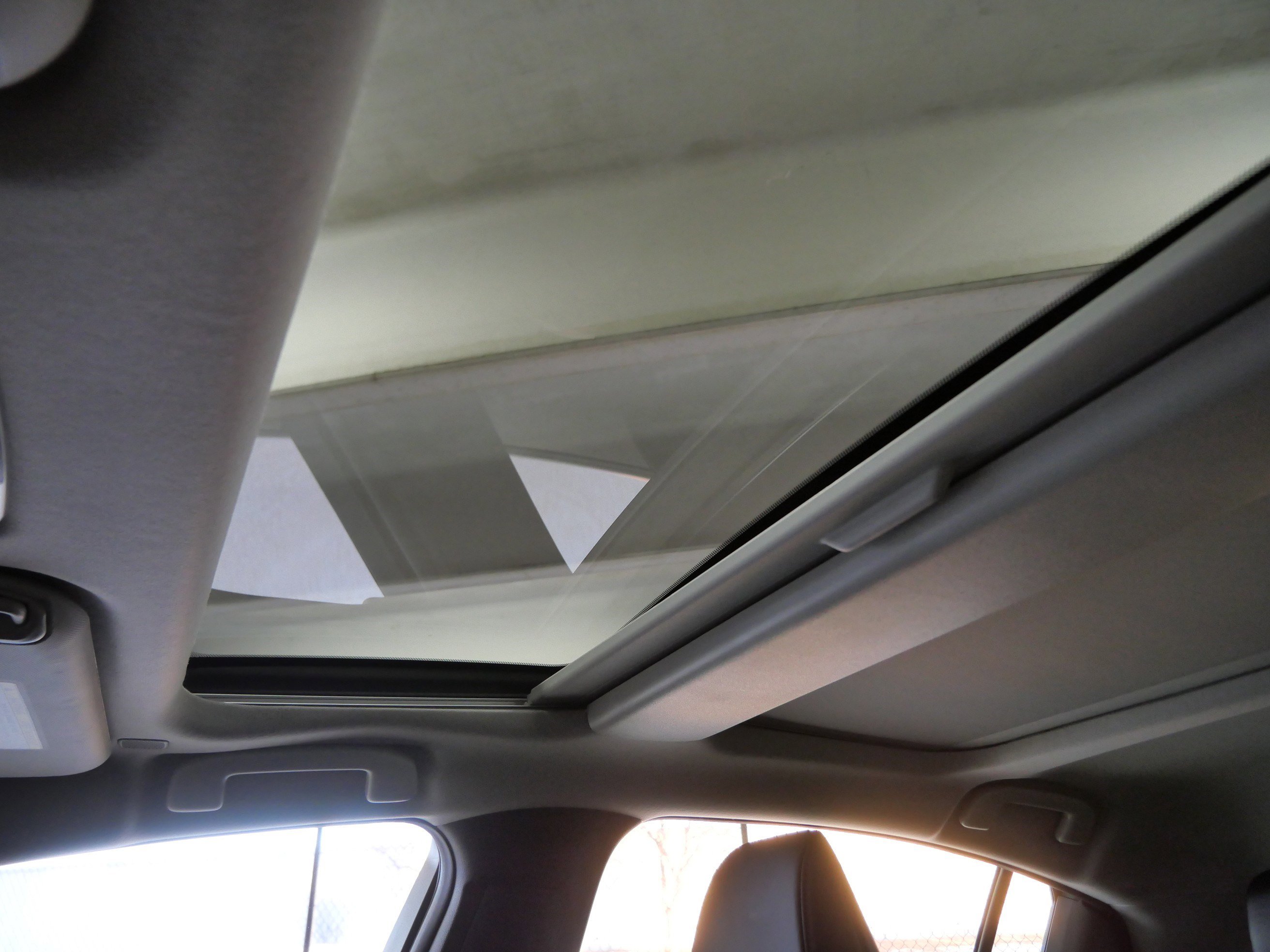 Used 2024 Toyota Prius Prime Premium image 35