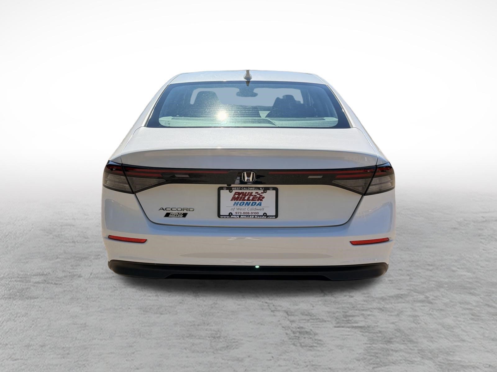 Certified 2024 Honda Accord EX image 5