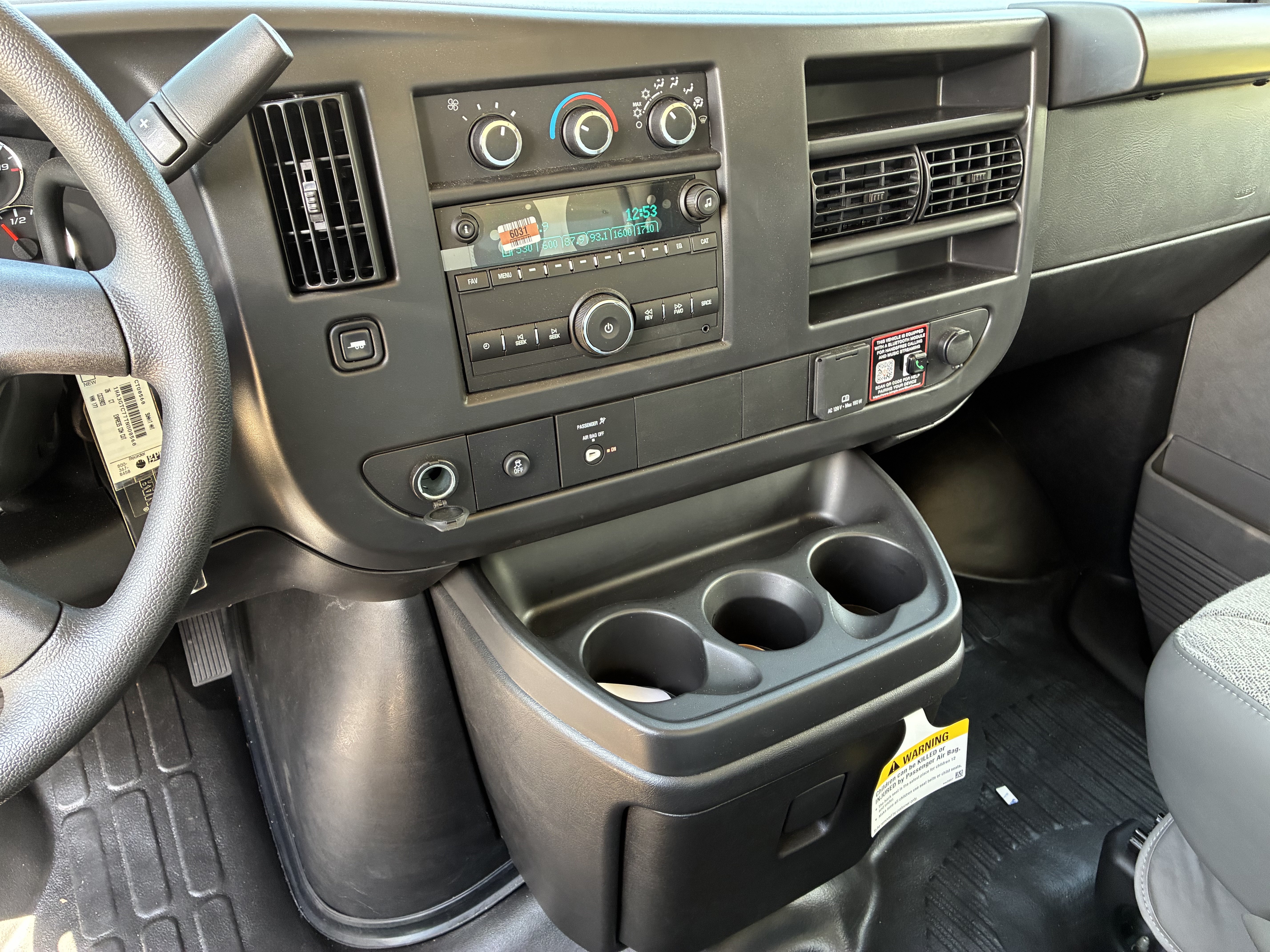 New 2026 Chevrolet Express 3500 w/ Power Convenience Package RWD image 30