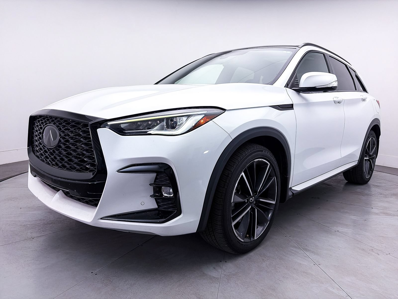 Used 2023 INFINITI QX50 Sport AWD/4WD image 12