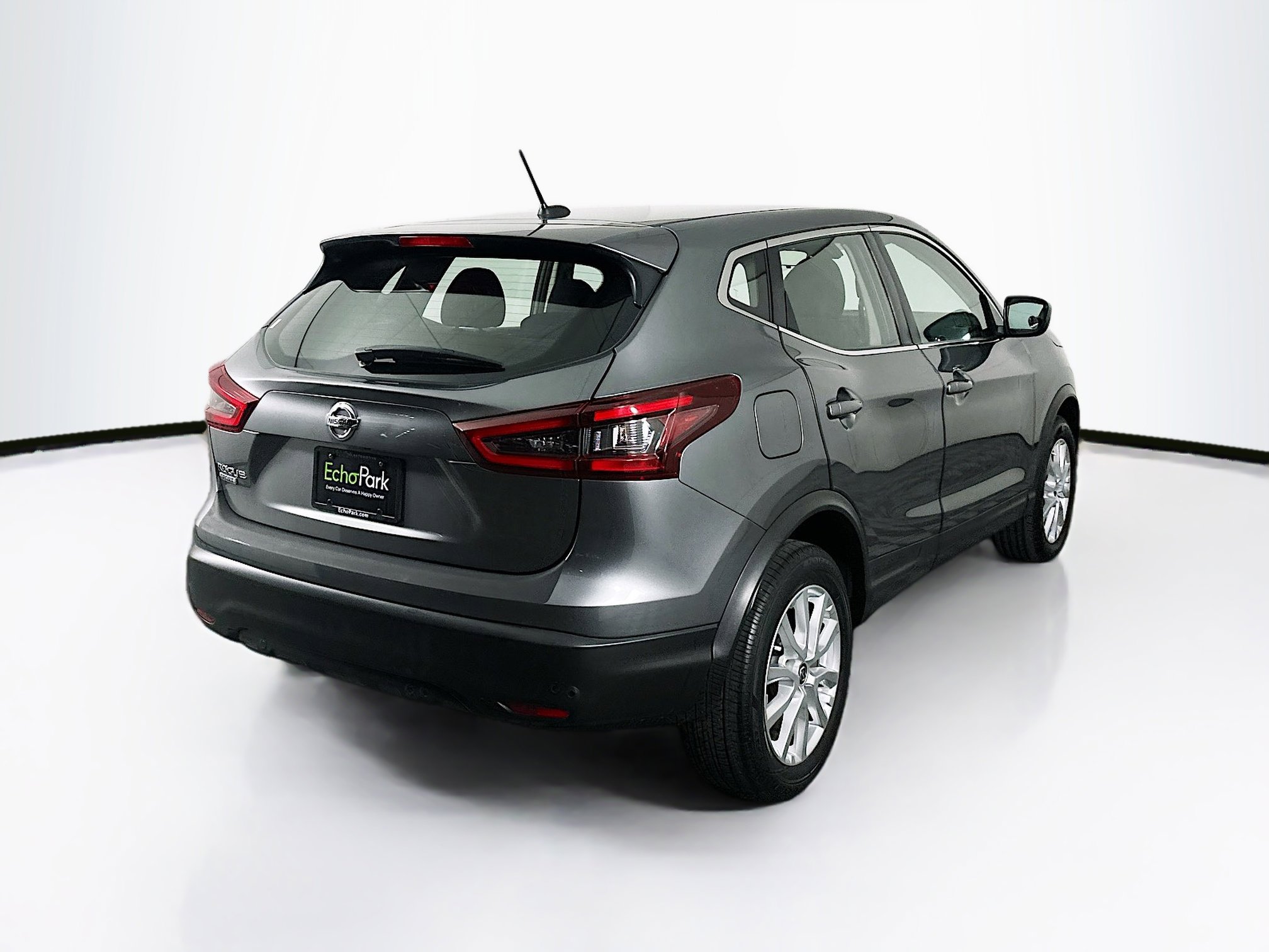 Used 2021 Nissan Rogue Sport S FWD image 9